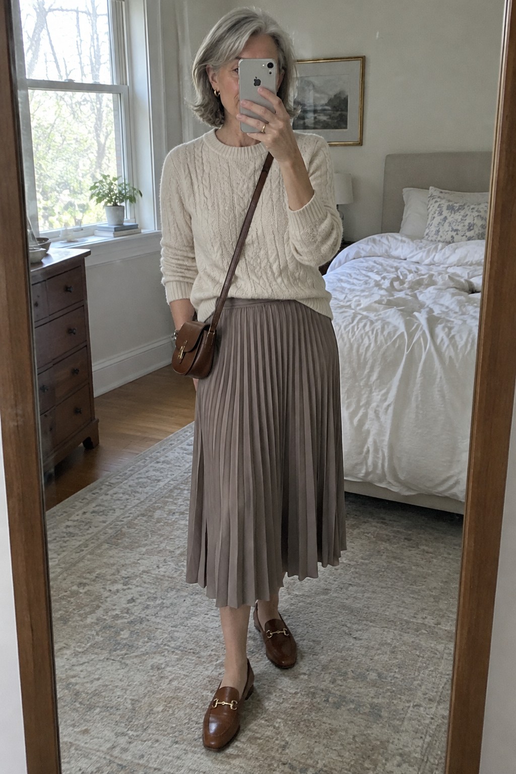 22 Modern Grandma Fashion Ideas Built Around Neutral Color Palettes